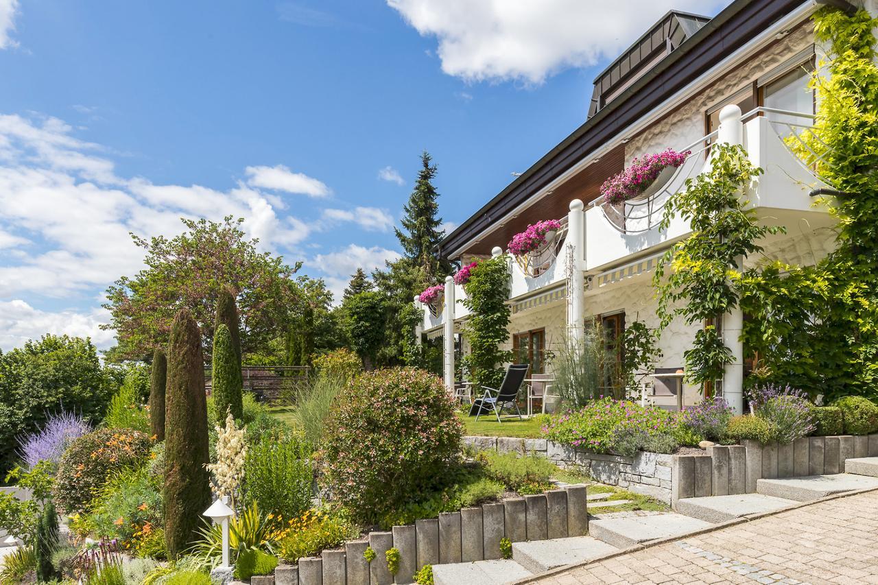 Gaestehaus Anita Gailingen Exterior photo